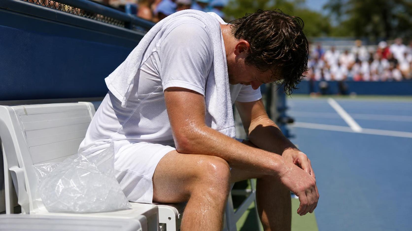 Djokovic Melts In Cincinnati, Then Admits Years-Long Health Issue