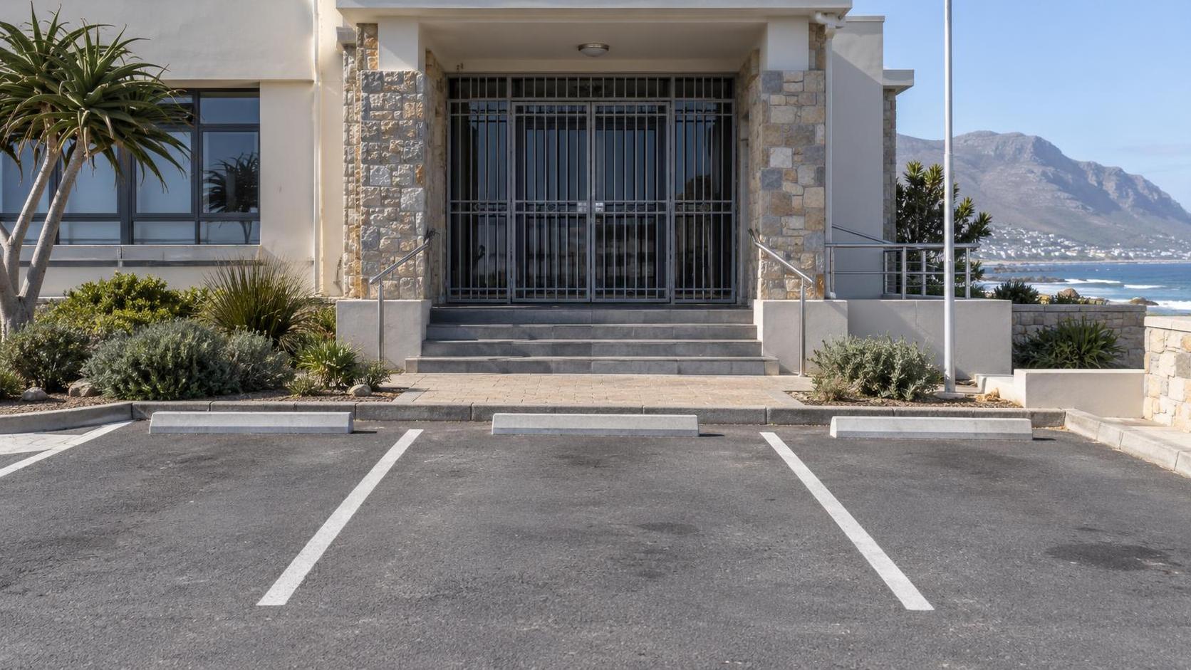 Three Western Cape Municipal Bosses Arrested Over Alleged Kickbacks
